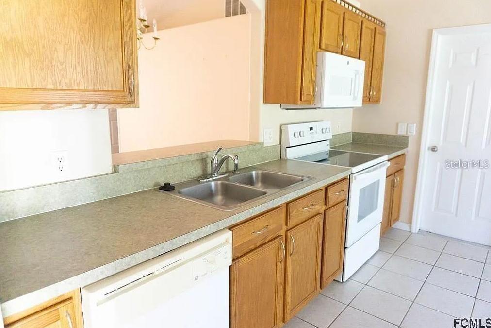 4 Ricardo Place Palm Coast, FL 32164 - Photo 4 of 10