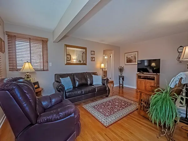 $375,000 | 337 Long Drive, Pittsburgh, PA 15241