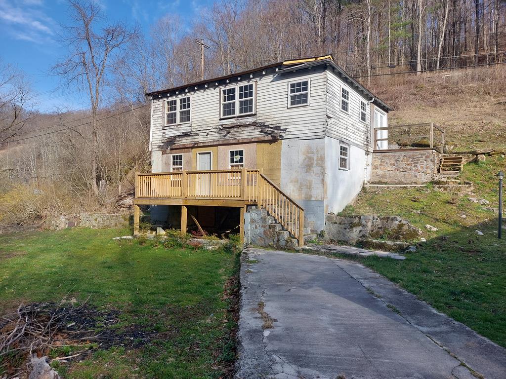 348 Adria Road North Tazewell, VA 24630 - Photo 35 of 36 Gallery Image 35