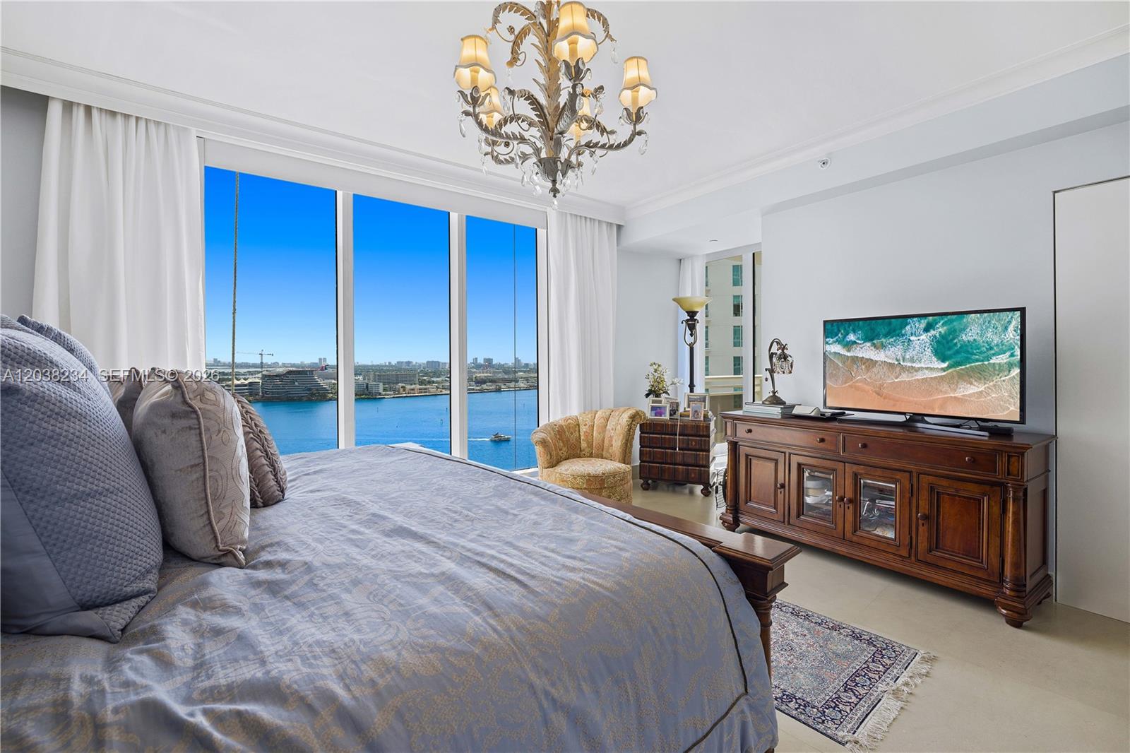 901 Brickell Key Boulevard, Unit 2408 Miami, FL 33131 - Photo 7 of 43