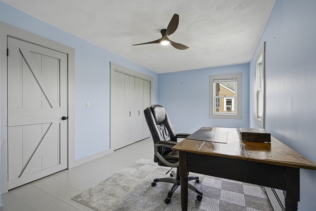 44 Merlin Court, Unit 44 Worcester, MA 01602 - Photo 23 of 35