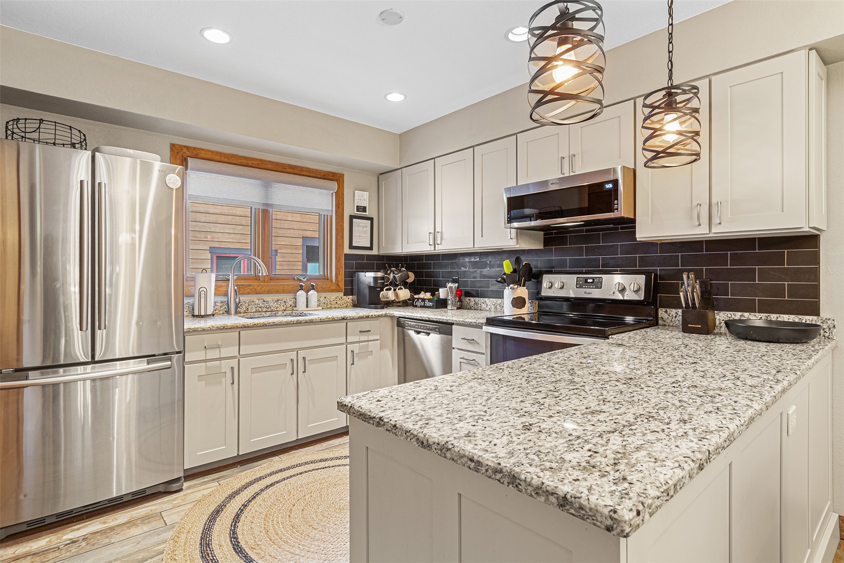 200 Primrose Path, Unit 2 Breckenridge, CO 80424 - Photo 5 of 22