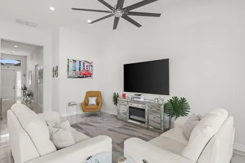 $975,000 | 9031 Leon Circle, Parkland, FL 33076