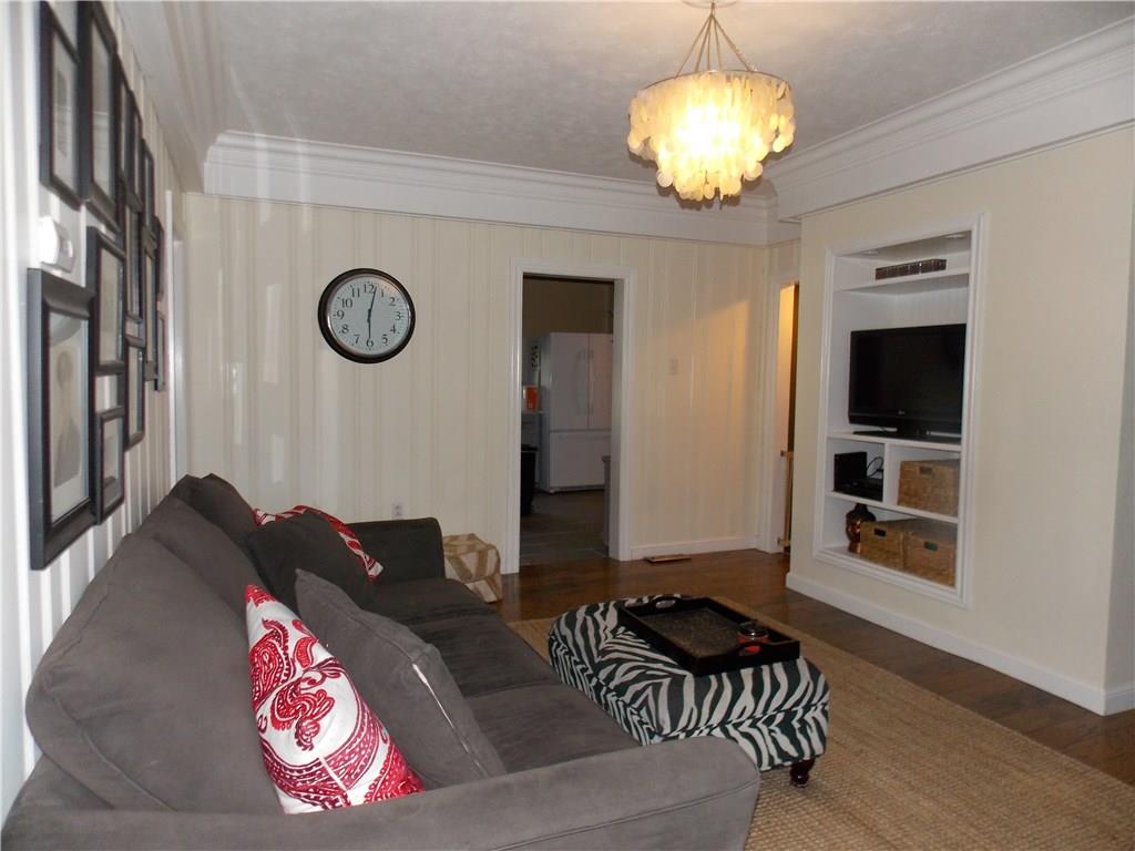 1535 Marshall Road Monaca, PA 15061 - Photo 4 of 19 Gallery Image 4