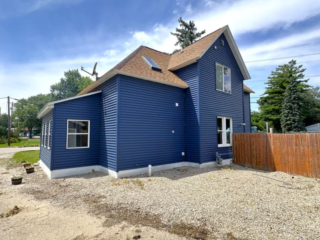 $250,000 | N5680 2nd Street, Shiocton, WI 54170