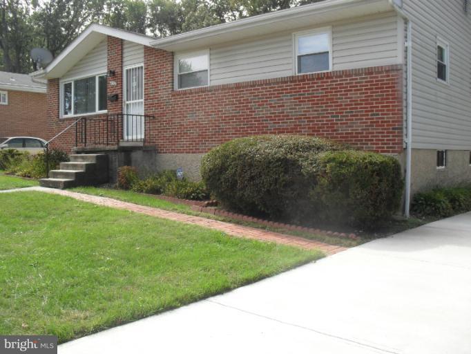 4737 Byron Road Baltimore, MD 21244 - Photo 2 of 18 Exterior (Front)