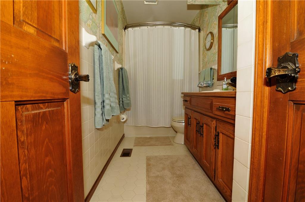 206 Somerville Road, Unit 10 Anderson, IN 46011 - Photo 17 of 25 Gallery Image 17