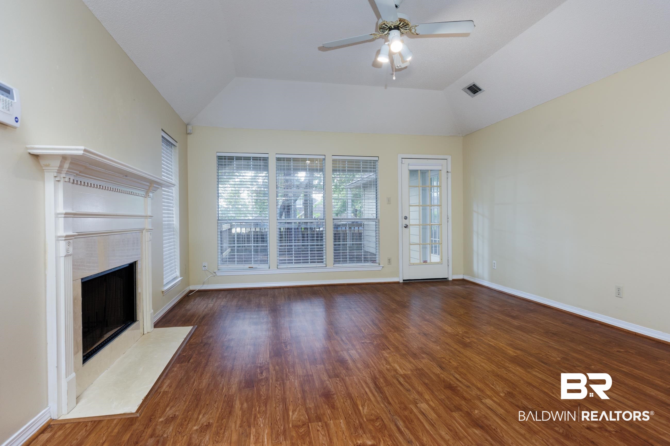 806 Louise Avenue Mobile, AL 36609 - Photo 12 of 23