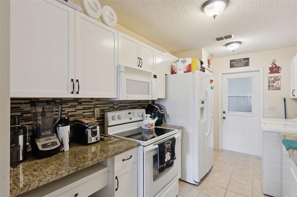 115 Winter Ridge Drive, Unit 115 Winter Haven, FL 33881 - Photo 8 of 21