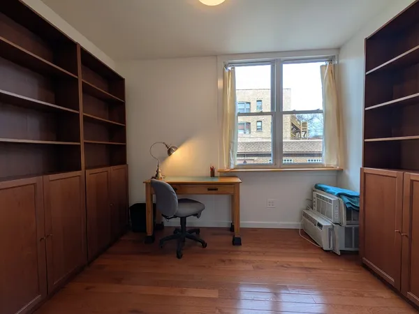 $350,000 | 1326 West Albion Avenue, Unit 1, Chicago, IL 60626