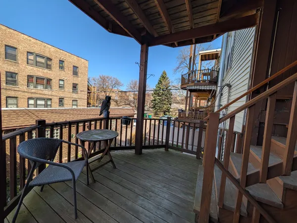$350,000 | 1326 West Albion Avenue, Unit 1, Chicago, IL 60626
