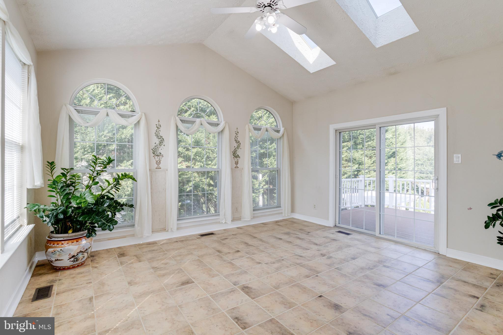 541 Stratford Road Fallston, MD 21047 - Photo 15 of 116