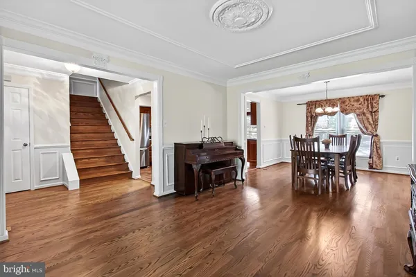 $989,900 | 15117 Philip Lee Road, Chantilly, VA 20151