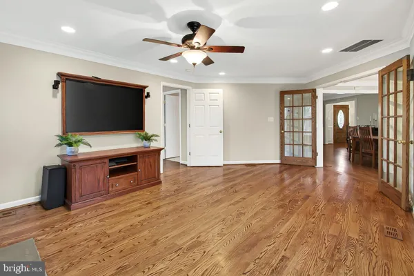 $989,900 | 15117 Philip Lee Road, Chantilly, VA 20151
