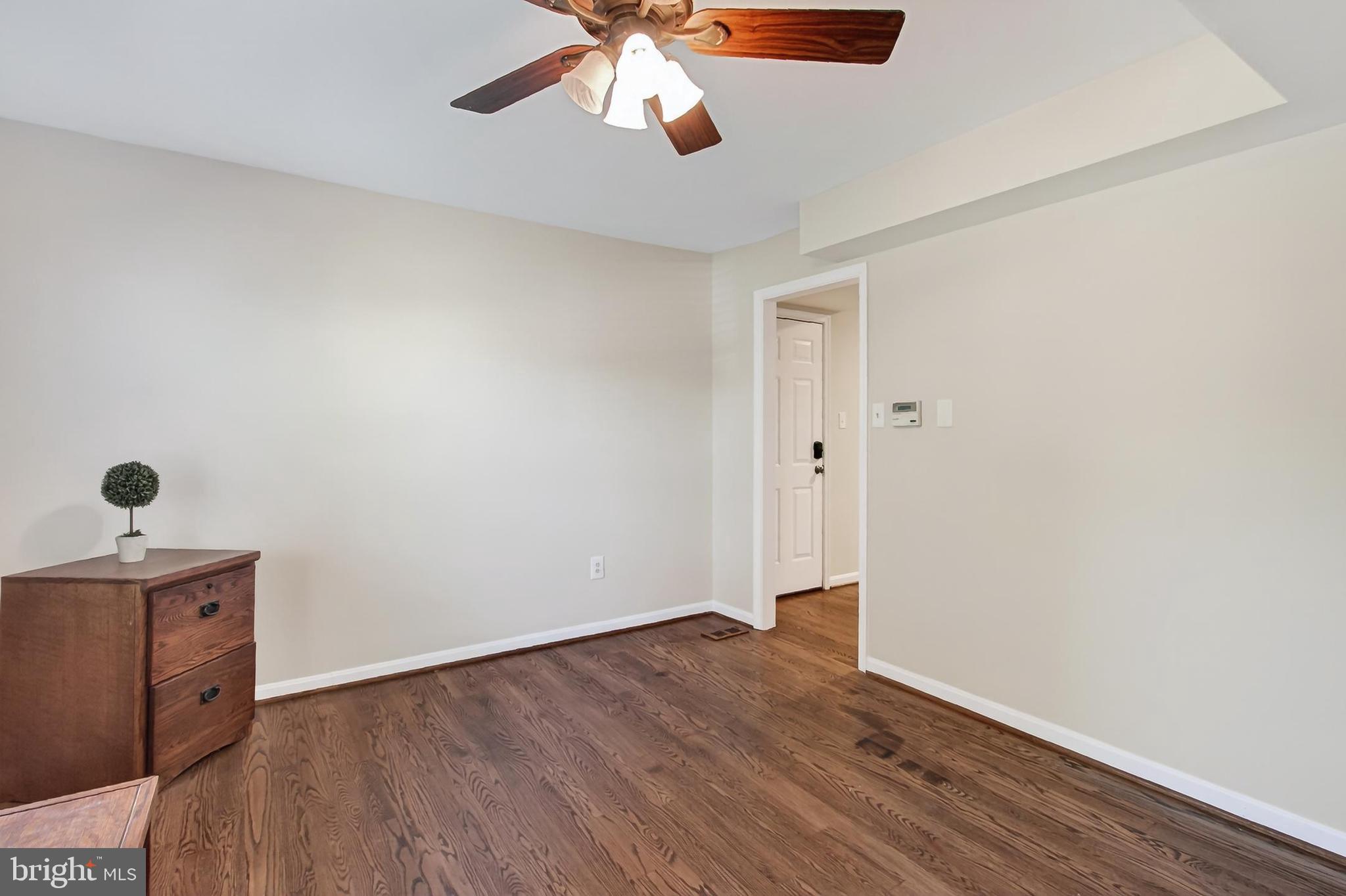 15117 Philip Lee Road Chantilly, VA 20151 - Photo 35 of 80