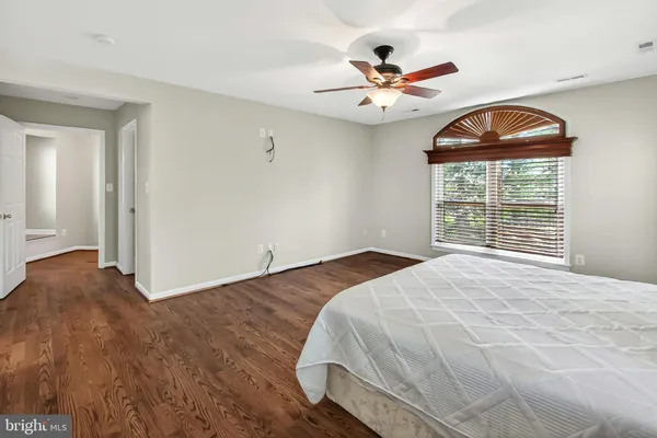 $989,900 | 15117 Philip Lee Road, Chantilly, VA 20151