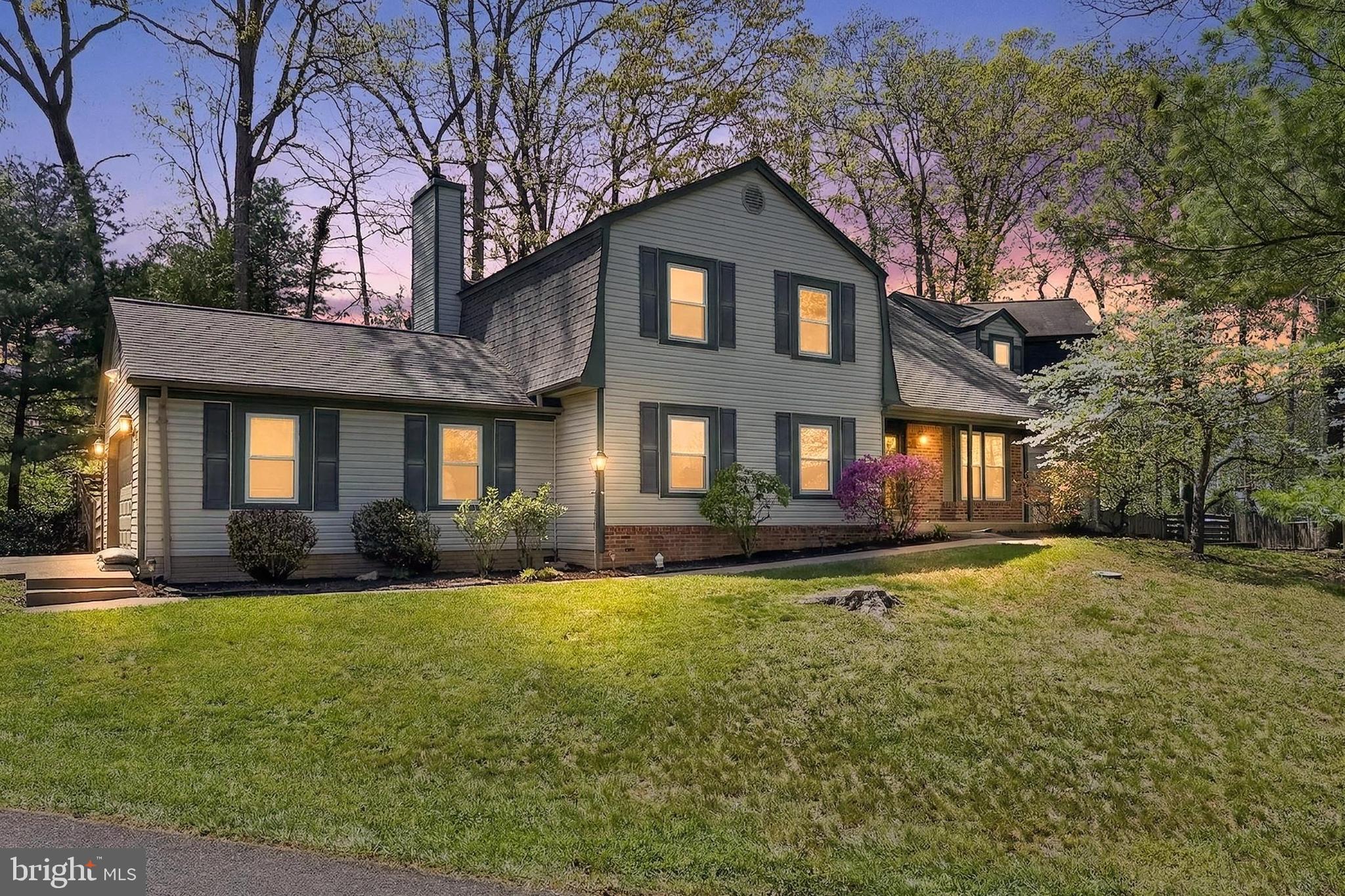 15117 Philip Lee Road Chantilly, VA 20151 - Photo 5 of 71