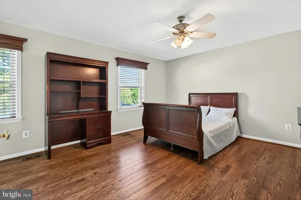$989,900 | 15117 Philip Lee Road, Chantilly, VA 20151