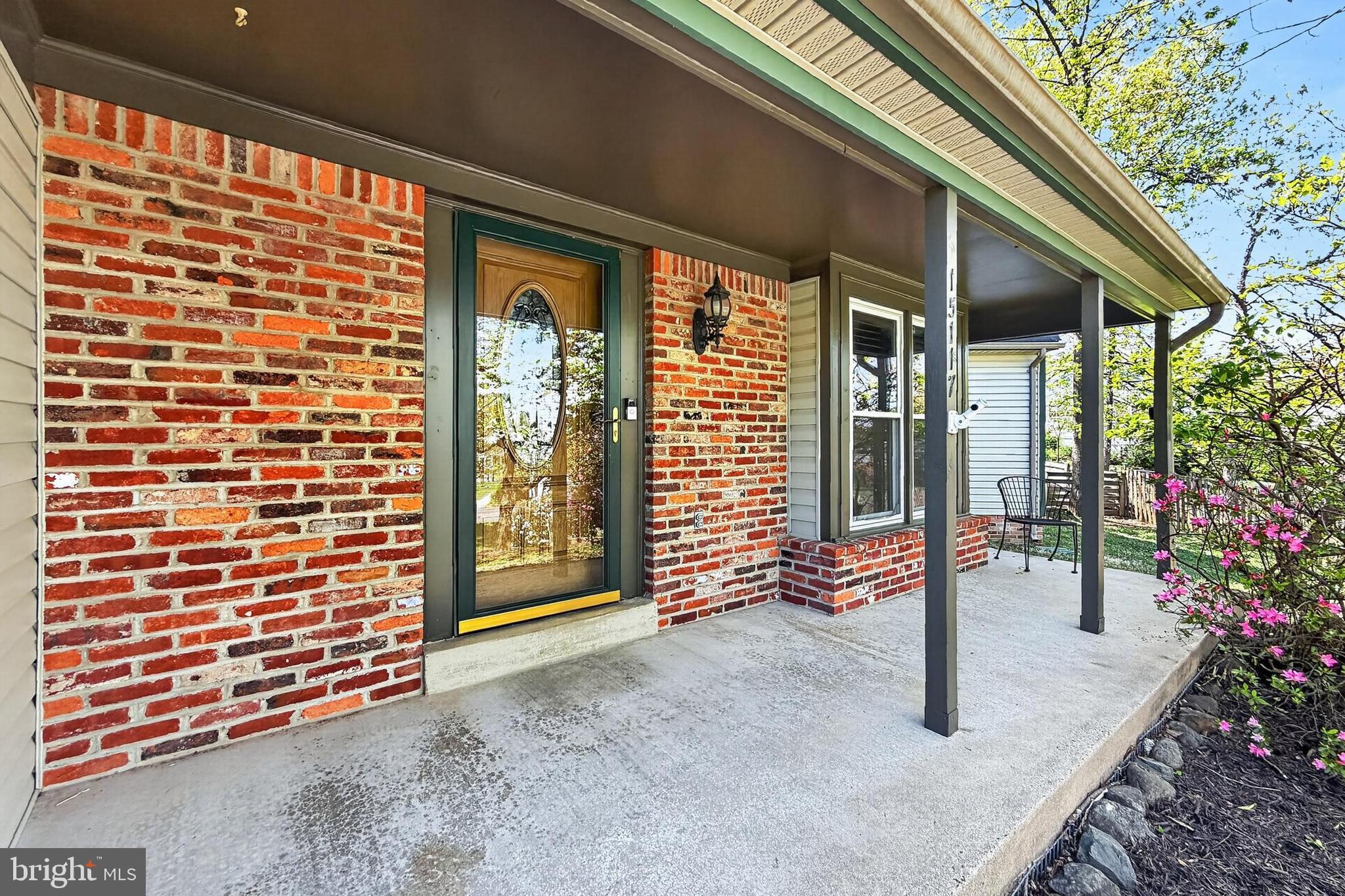 15117 Philip Lee Road Chantilly, VA 20151 - Photo 9 of 71