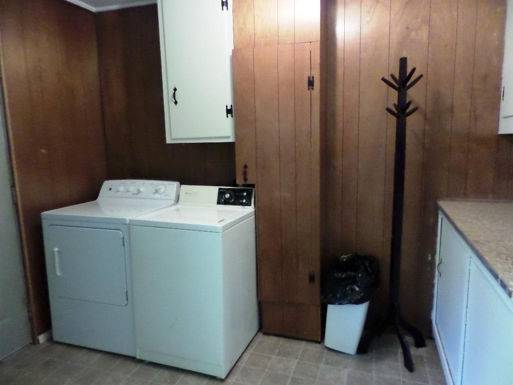 167 California Avenue Oak Ridge, TN 37830 - Photo 4 of 19 kitchen2