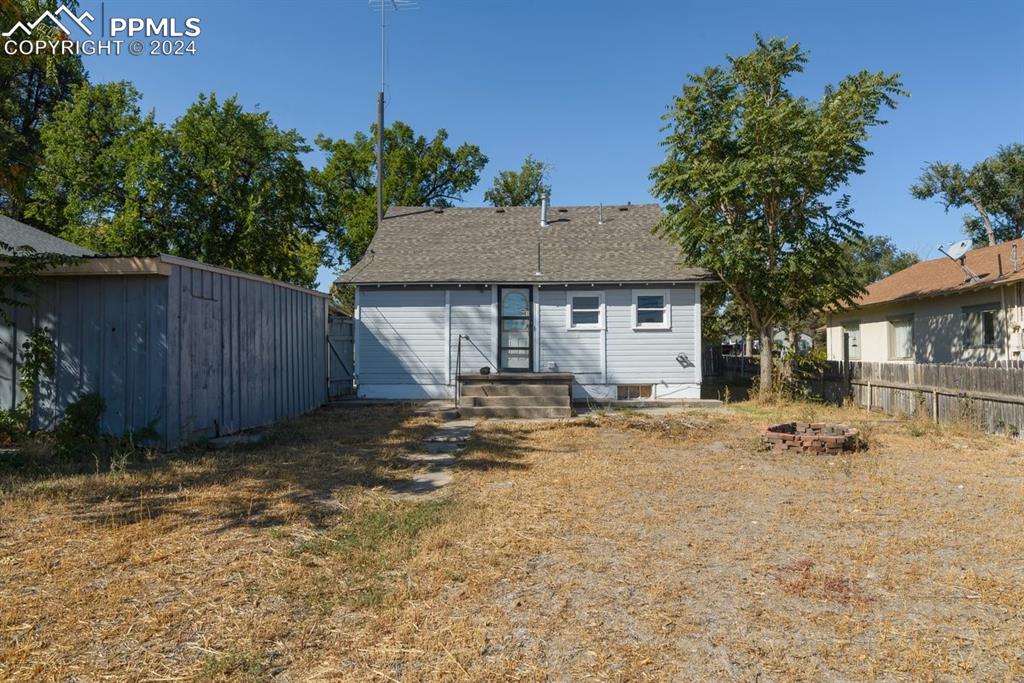 621 Edison Avenue La Junta, CO 81050 - Photo 23 of 30 a view of a house with a tree in front of it