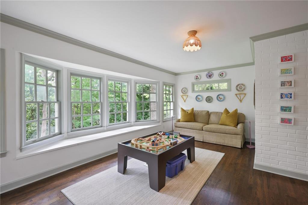 345 Franklin Road Atlanta, GA 30342 - Photo 12 of 34