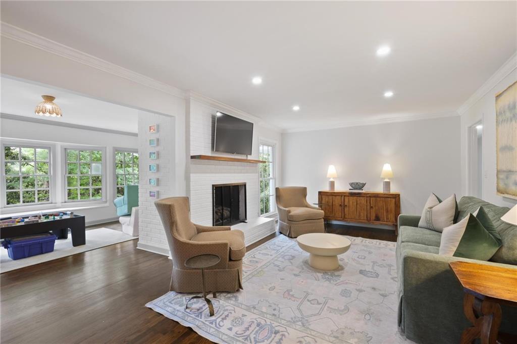 345 Franklin Road Atlanta, GA 30342 - Photo 8 of 34