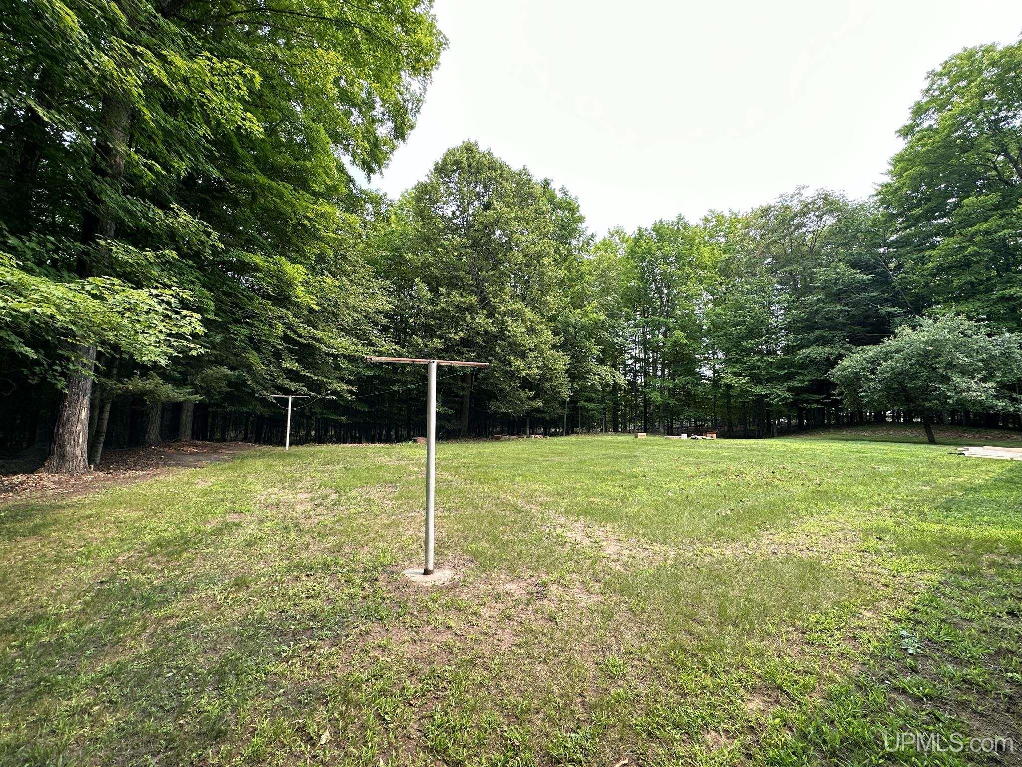 6436 K 5 Escanaba, MI 49829 - Photo 2 of 9