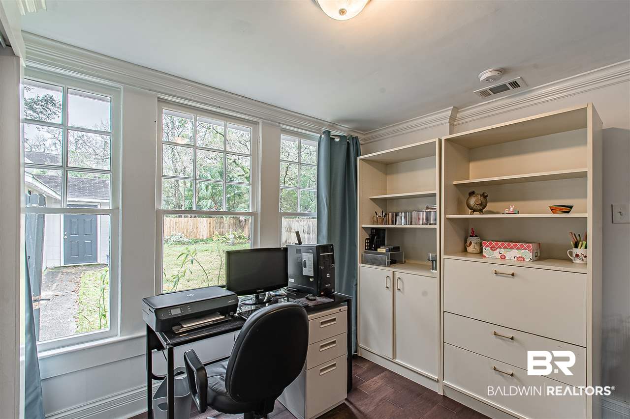 208 Tuttle Avenue Mobile, AL 36604 - Photo 24 of 50