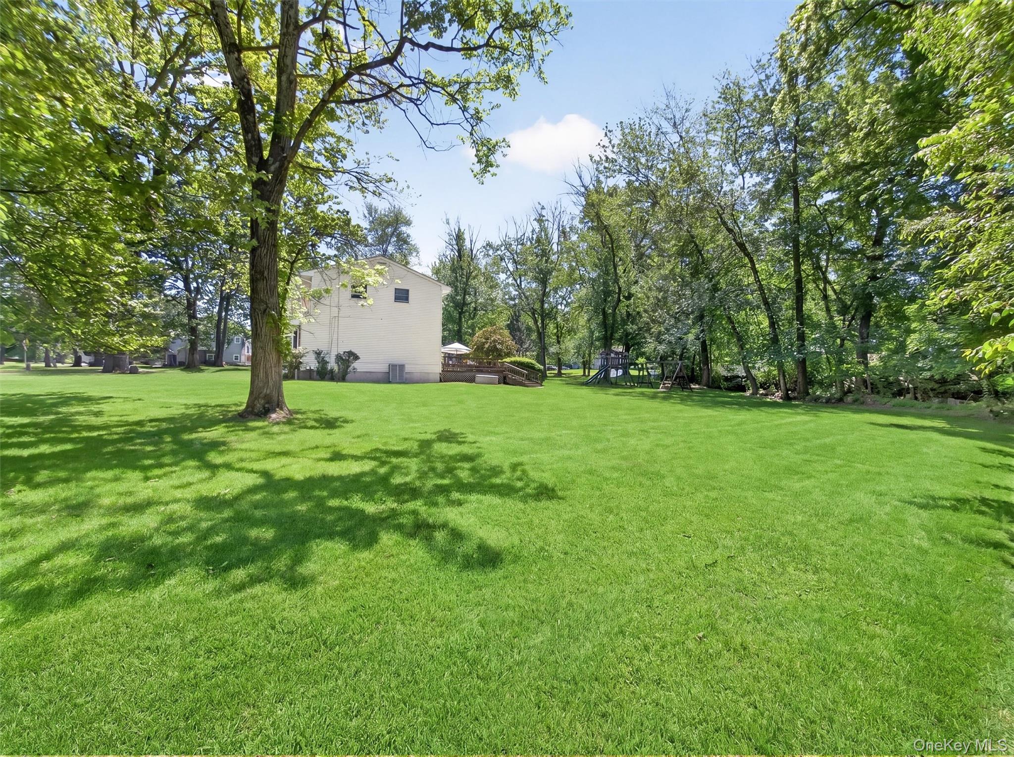 121 Sunset Road Blauvelt, NY 10913 - Photo 24 of 32 Rear View