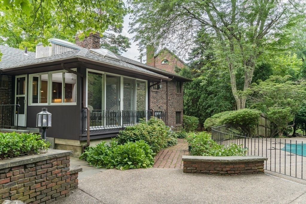 110 Kendall Road Lexington, MA 02421 - Photo 33 of 39