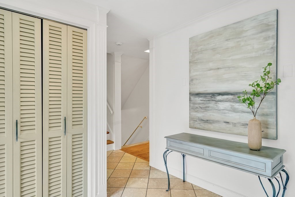 110 Kendall Road Lexington, MA 02421 - Photo 4 of 39