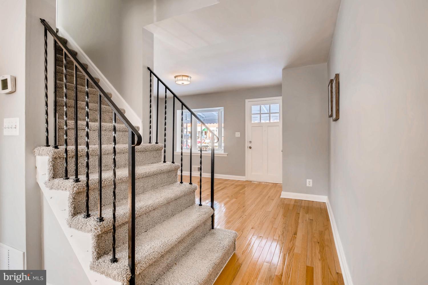 1021 Middlesex Road Essex, MD 21221 - Photo 13 of 28 Interior Accents