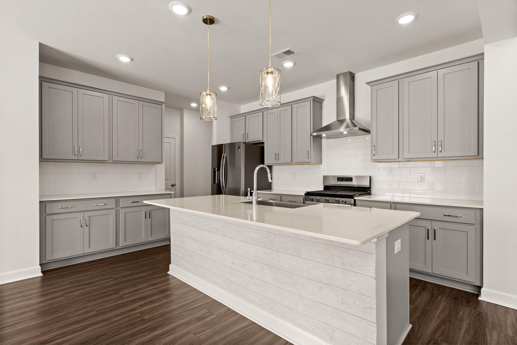 409 Trevi Lane Summerville, SC 29486 - Photo 13 of 37 13-web-or-mls-12