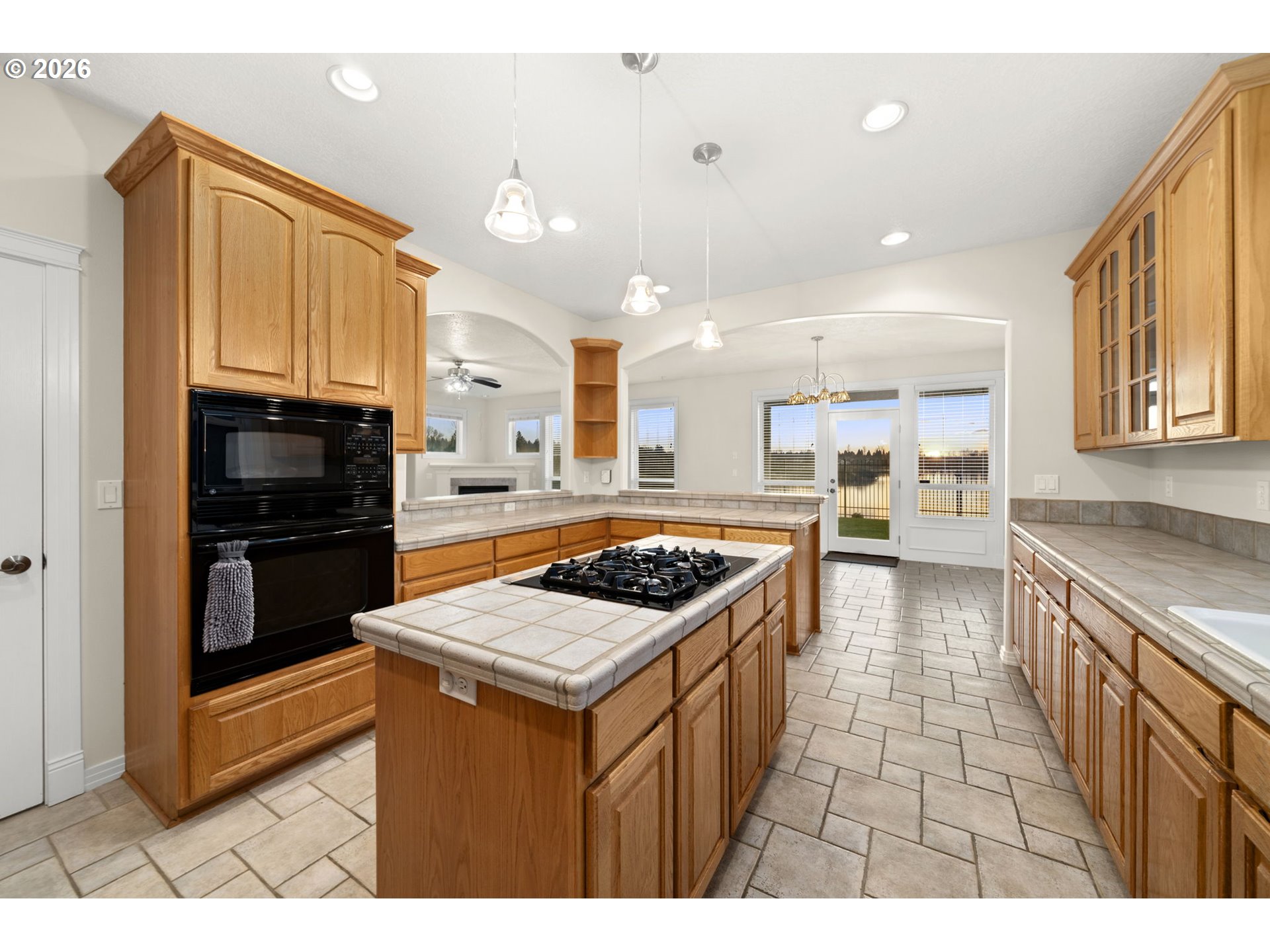 21795 Northeast Lachenview Lane Fairview, OR 97024 - Photo 13 of 40
