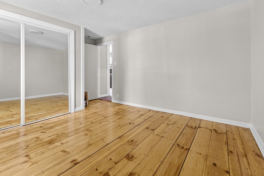 36-38 Crowley Street, Unit 2 Lowell, MA 01852 - Photo 4 of 21