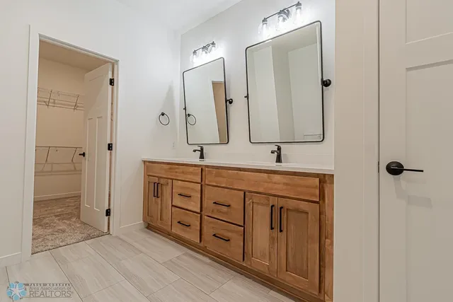 $608,954 | 3187 66th Avenue South, Fargo, ND 58104