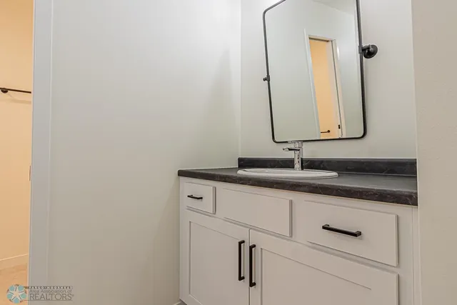 $608,954 | 3187 66th Avenue South, Fargo, ND 58104