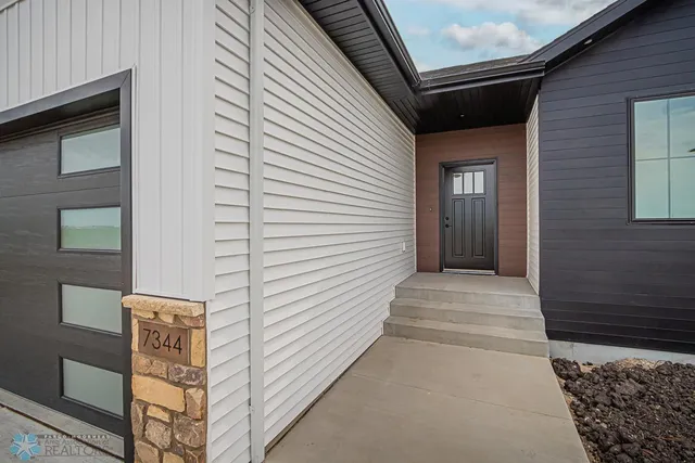 $608,954 | 3187 66th Avenue South, Fargo, ND 58104