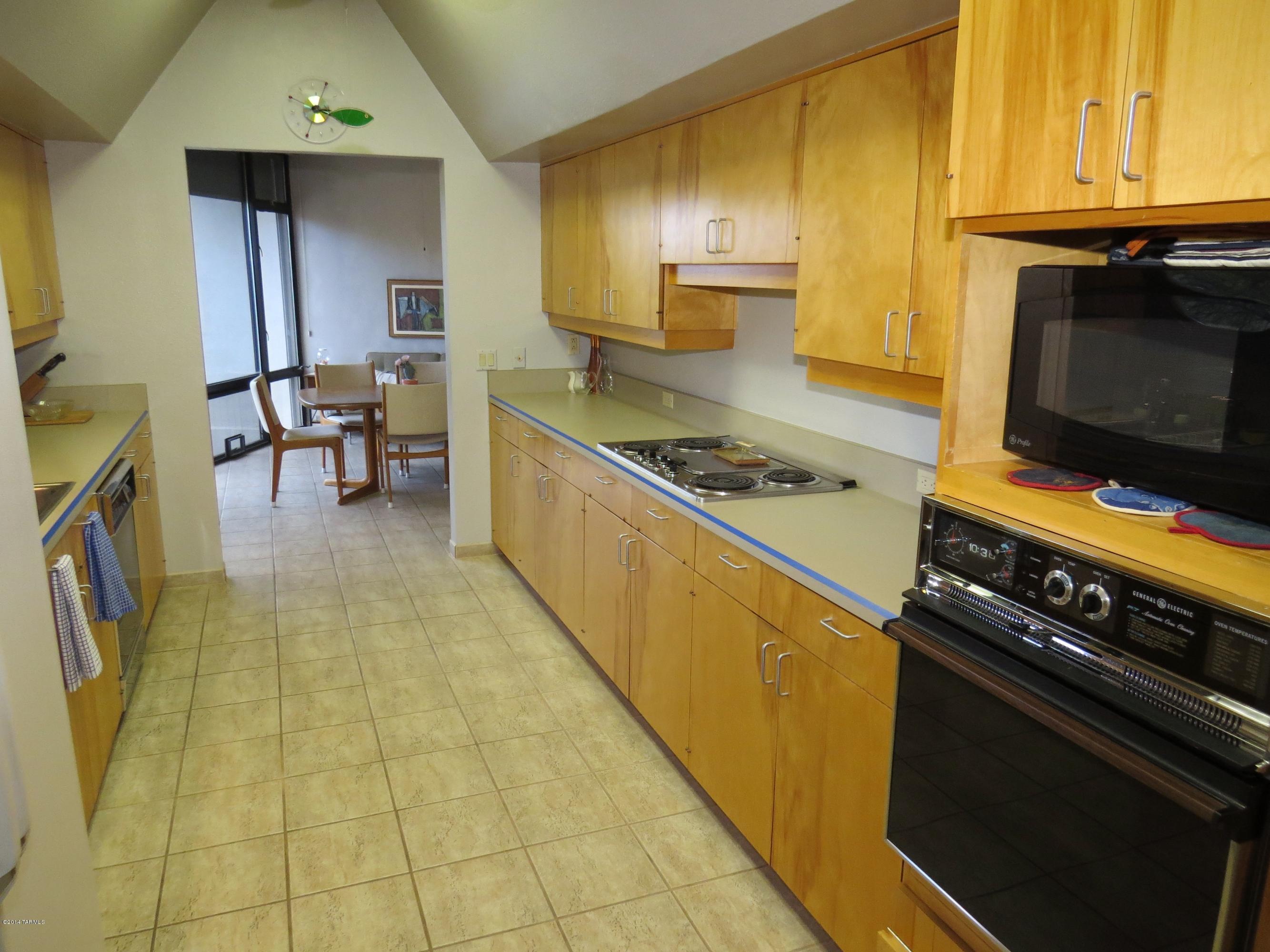 5030 North Valley View Road Tucson, AZ 85718 - Photo 17 of 39 Gallery Image 17