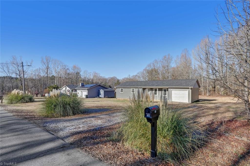 780 Summit Loop Eden, NC 27288 - Photo 2 of 34