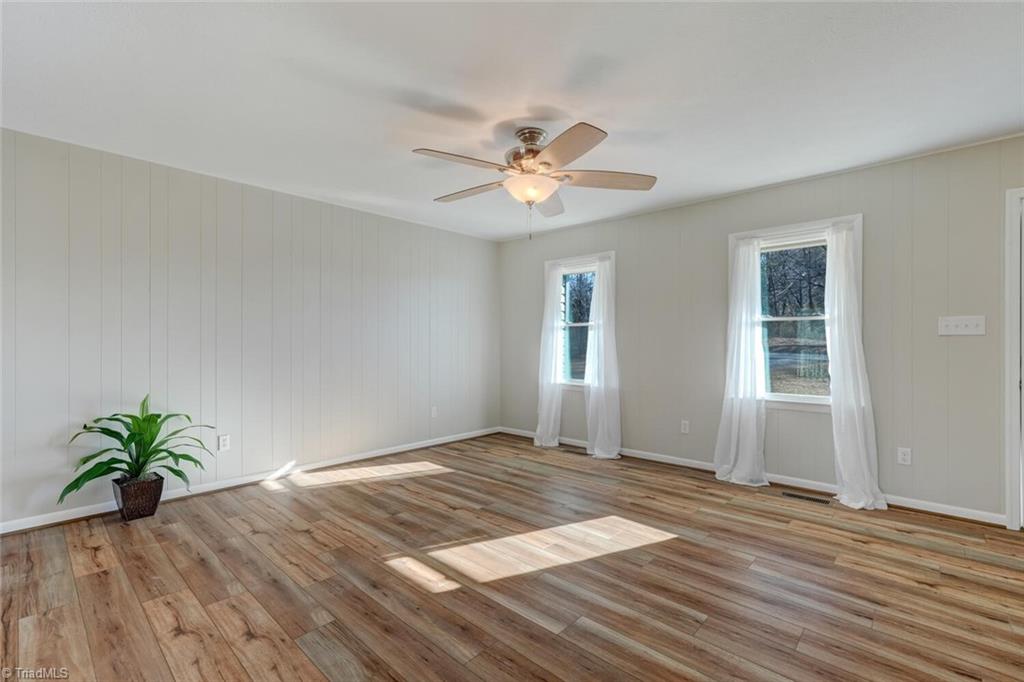 780 Summit Loop Eden, NC 27288 - Photo 6 of 34