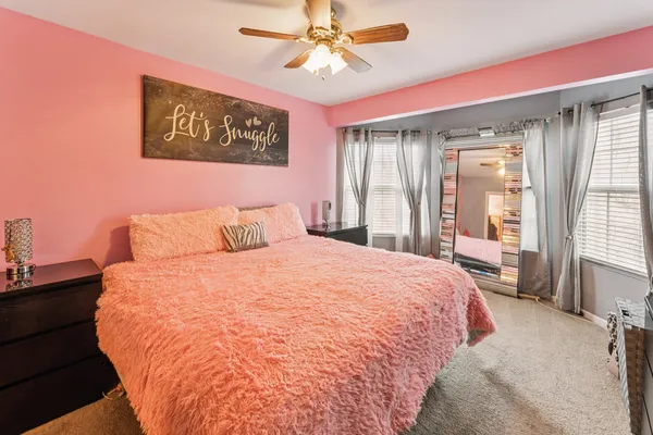 $354,900 | 500 Ascot Lane, Streamwood, IL 60107