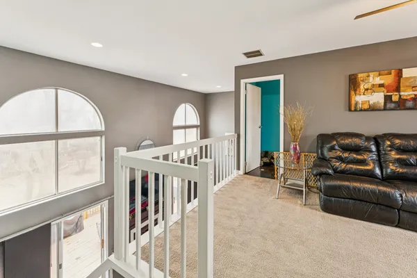 $354,900 | 500 Ascot Lane, Streamwood, IL 60107