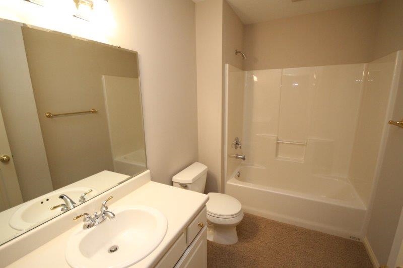 9825 Lyonhurst Road Fort Wayne, IN 46804 - Photo 8 of 18 Gallery Image 8