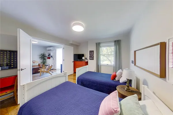 $3,400 | 364 Bellevue Avenue, Unit 5A, Newport, RI 02840