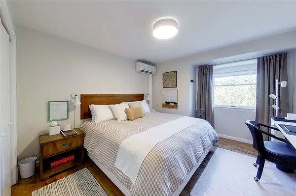 $3,400 | 364 Bellevue Avenue, Unit 5A, Newport, RI 02840