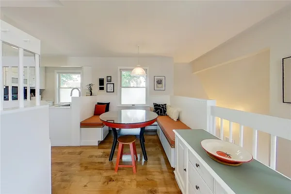 $3,400 | 364 Bellevue Avenue, Unit 5A, Newport, RI 02840