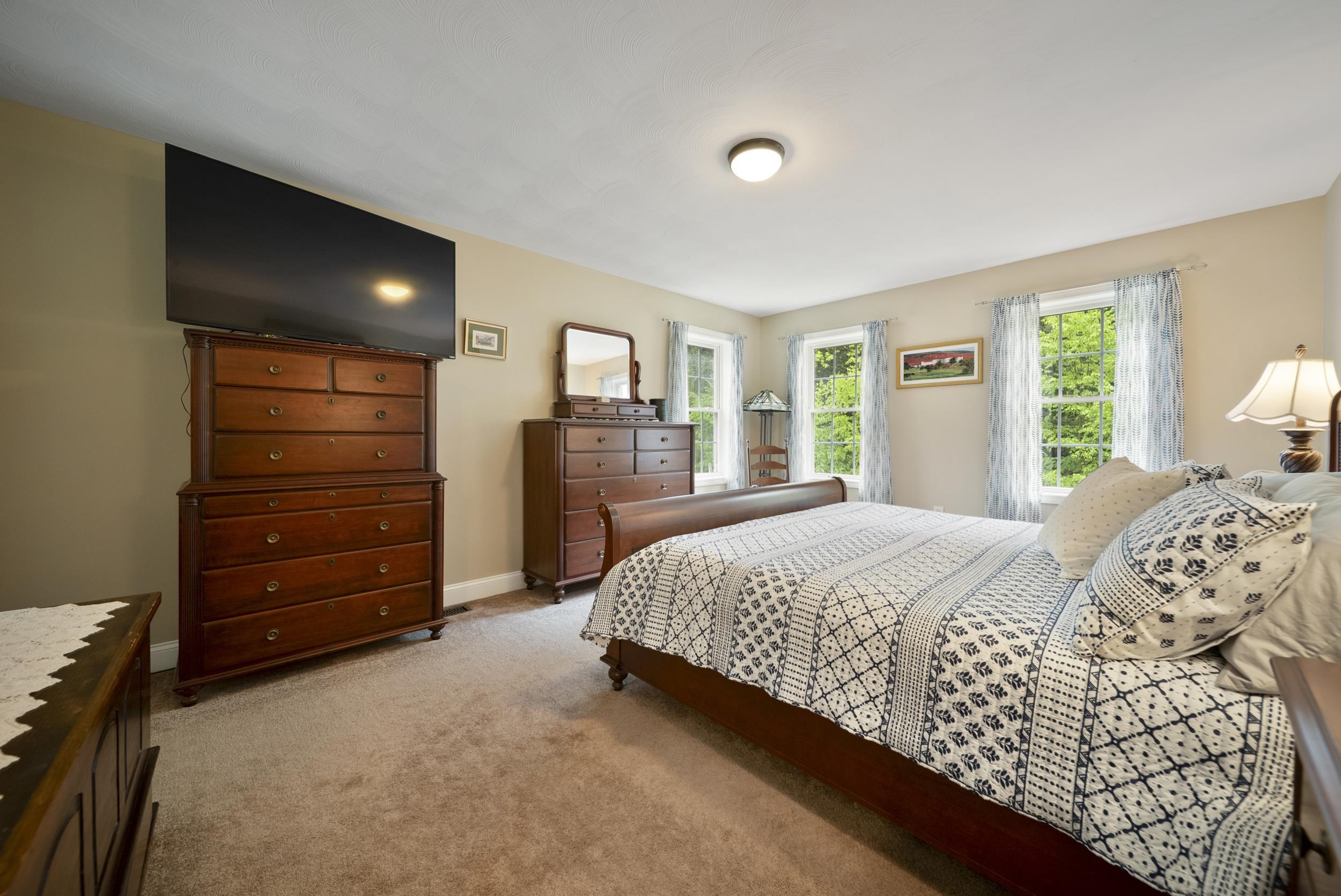 29 Bear Run Temple, NH 03084 - Photo 27 of 47