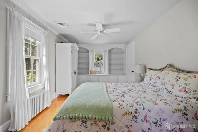 $685,000 | 386 Franklin Road, North Brunswick, NJ 08902